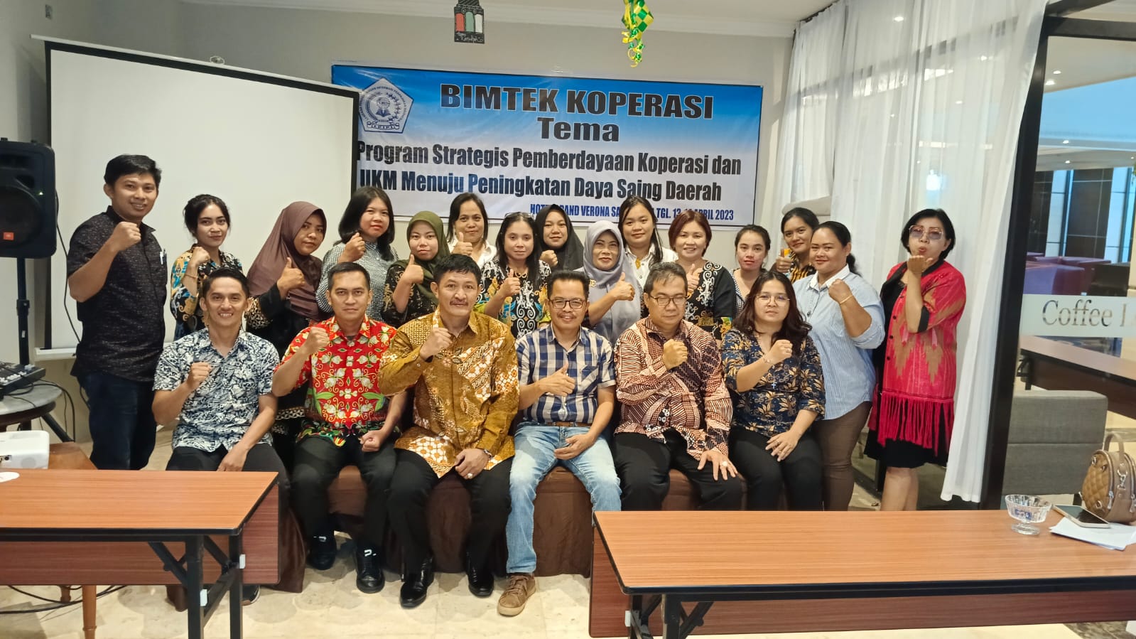yayasan pusat pelatihan informasi training 16
