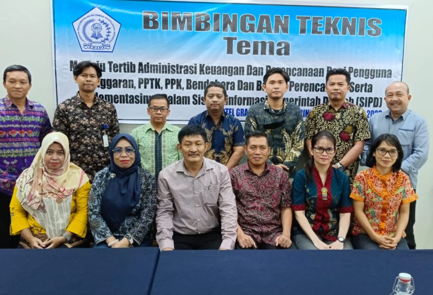 yayasan pusat pelatihan informasi training 18